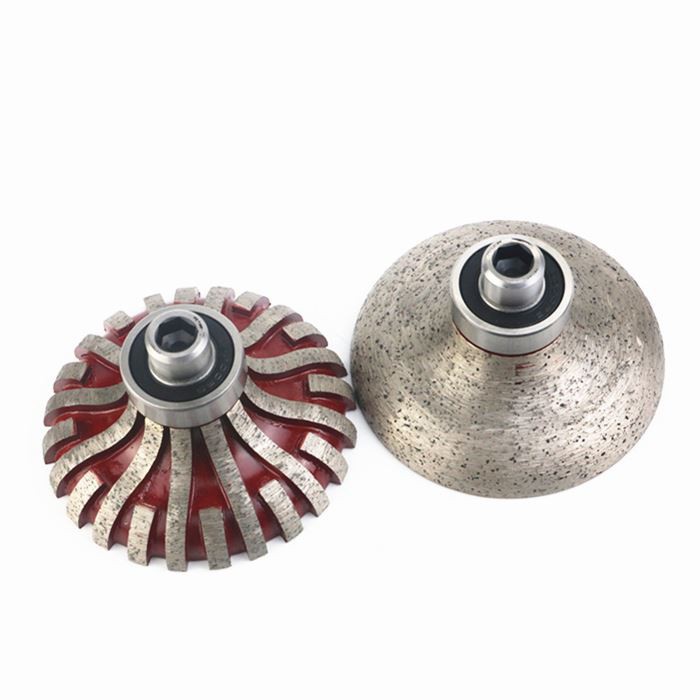 Objasnite karakteristike dijamantne rezač glave kao glavnog tijela